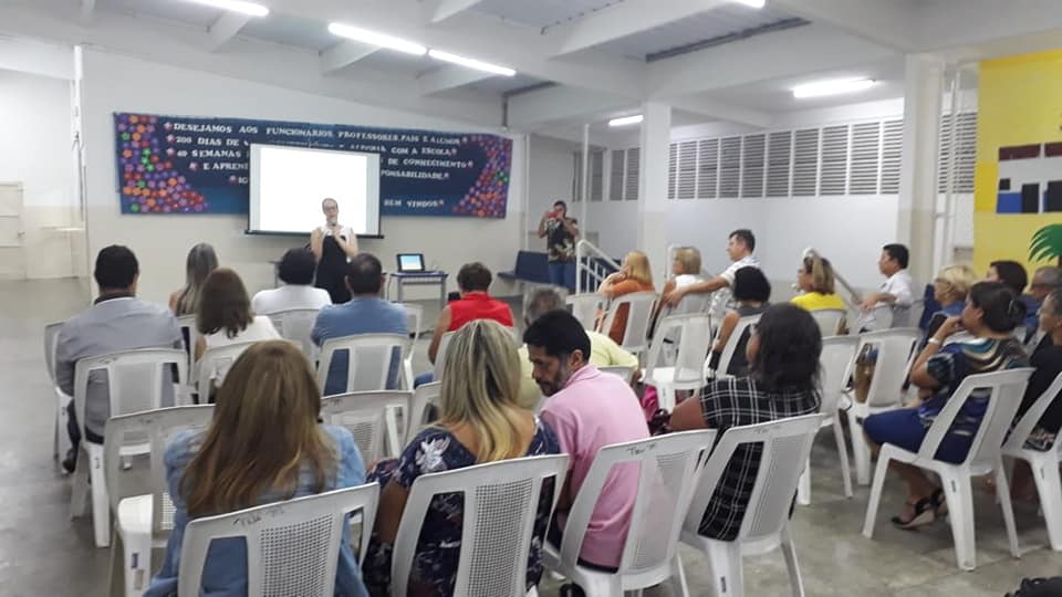 53617024_2431788120375688_639780368521625600_n (1).jpg